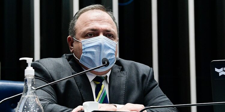 Após adiamento e habeas corpus, Pazuello depõe à CPI da Pandemia nesta quarta