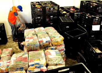 Levantamento mostra que fome provocada pela pandemia atinge 19 milhões de brasileiros