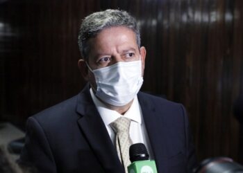 Presidente da Câmara reafirma que reforma tributária deverá ser fatiada para facilitar aprovação