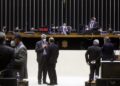 Câmara vota destaques que tentam alterar texto sobre licenciamento ambiental aprovado nesta quarta