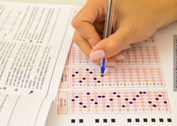 Inclusão de candidatos aprovados por decisão da Justiça não altera número de vagas em concurso