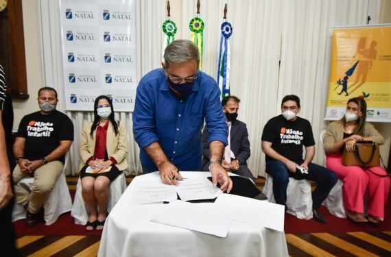 Prefeitura de Natal assina acordo para enfrentamento ao trabalho infantil nas feiras livres