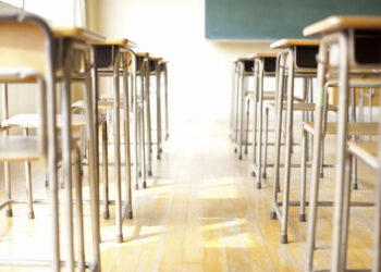 Estado terá que suprir carência de 240 professores da rede de ensino