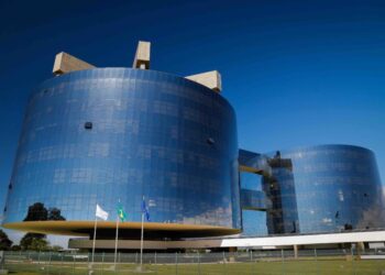 PGR questiona leis estaduais sobre atuação das Defensorias Públicas