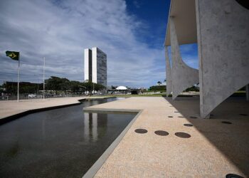 Dispositivo é sancionado e municípios inadimplentes com até 50 mil habitantes receberão repasses federais