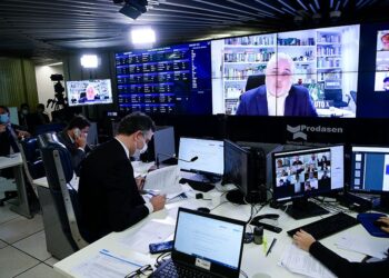 Senado aprova suspensão de despejos de imóvel até o fim de 2021