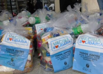 Campanha Vacina Solidária chega a mais de 15 toneladas de alimentos arrecadados