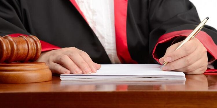 Indícios de crime permanente legitimam ingresso da polícia em imóvel sem ordem judicial