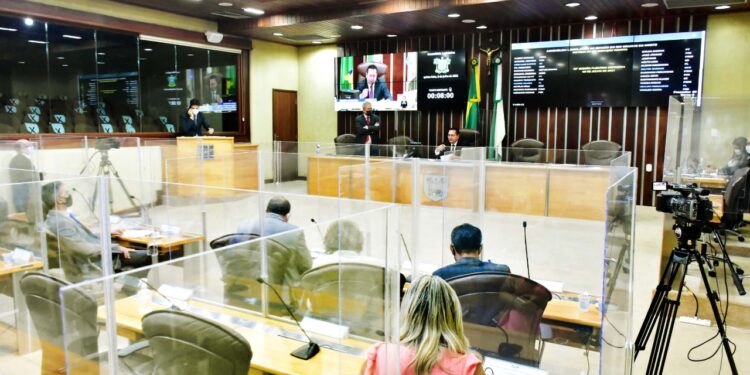 Projeto aprovado pela AL/RN proíbe apreensão de motos 155 cilindradas com documentos atrasados