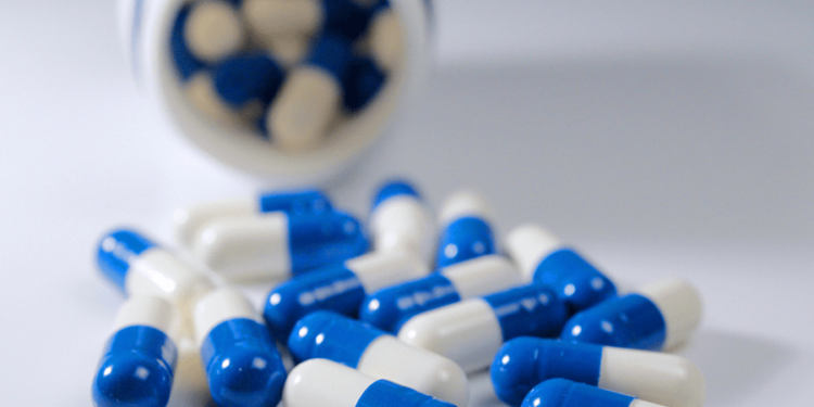 Plano de saúde não é obrigado a cobrir medicamento para uso domiciliar, salvo exceções legais