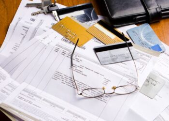 Sancionada lei com ações contra superendividamento de consumidores