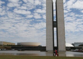 Com voto favorável de cinco deputados federais do RN, Câmara aprova fundo eleitoral de R$ 6 bilhões