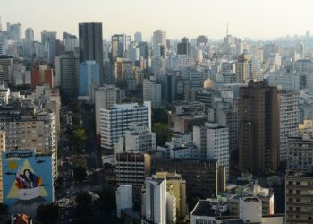 Inflação do aluguel acumula 33,83% em 12 meses