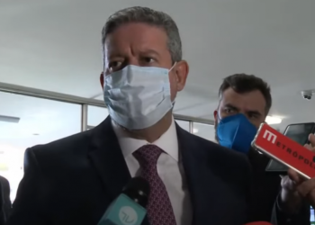 Lira volta a defender discussão na Câmara sobre o regime semipresidencialista