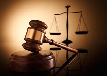 Ação de responsabilidade transitada em julgado não faz coisa julgada material para terceiros