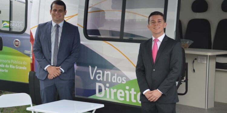 Defensoria Pública do RN recebe “Van dos Direitos” para assistência jurídica itinerante