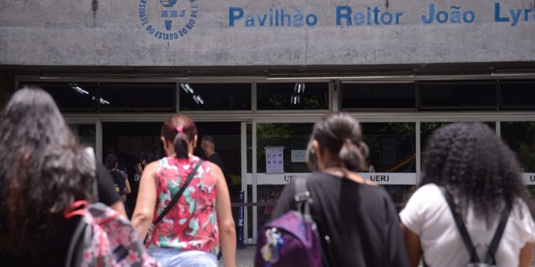 Começa matrícula para pré-selecionados na lista de espera do Prouni