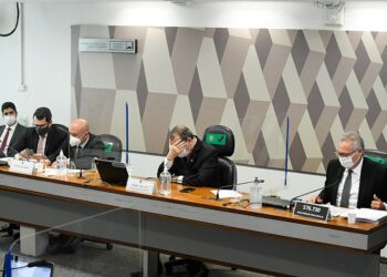 CPI apresenta passo a passo de fraude em licitações no Ministério da Saúde