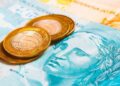 Projeto de Orçamento prevê queda de déficit em 2022, apesar de inflação e precatórios