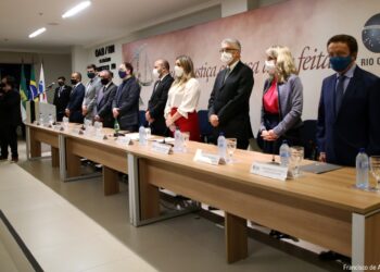 Câmara exalta papel dos advogados com entrega da comenda Miguel Seabra Fagundes