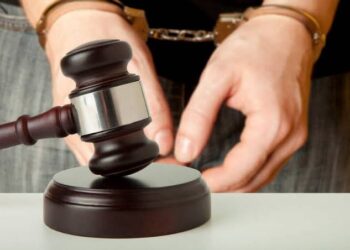 Acusado de integrar facção criminosa e pela prática de roubos de veículos tem concessão de liberdade negada