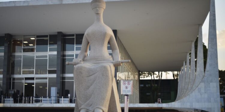 STF suspende novamente julgamento sobre terras indígenas