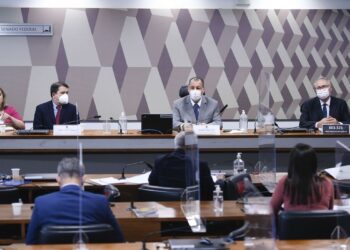 CPI conclui depoimentos e marca para amanhã leitura de relatório