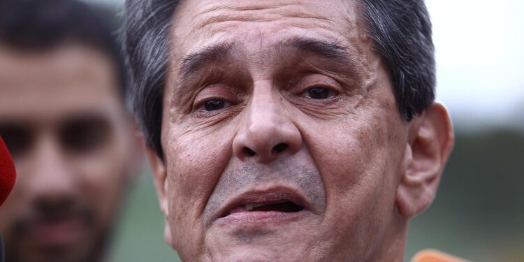 STF determina retorno de Roberto Jefferson à prisão