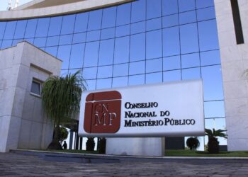 Câmara rejeita PEC que previa mudanças no CNMP