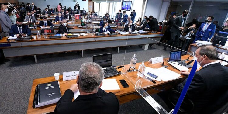 Com votação marcada para terça, relatório da CPI ainda pode receber alterações
