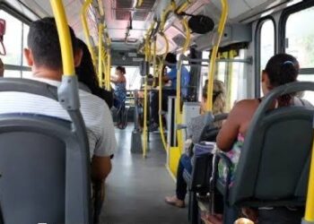 Homem que roubou passageiros de ônibus é condenado a nove anos de reclusão
