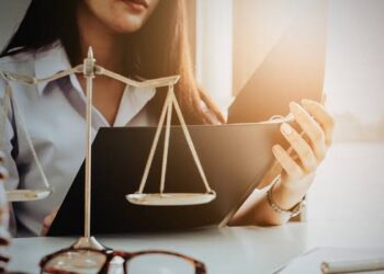 Nova Lei de Improbidade não enfraquece combate à corrupção, avalia advogada