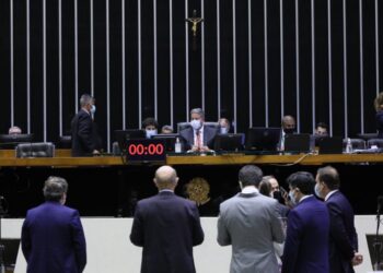 Câmara pode votar nesta quarta proposta que altera composição do CNMP