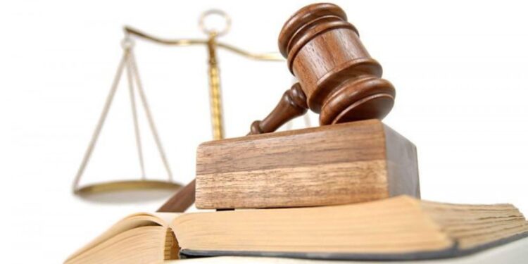 Define Tribunal em ADI:  para a declaração de inconstitucionalidade, a fundamentação não está vinculada à justificativa do requerente