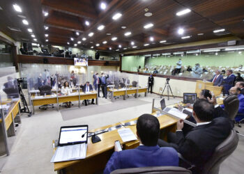 Deputados estaduais aprovam LOA 2022 com receita de R$ 15,9 bilhões