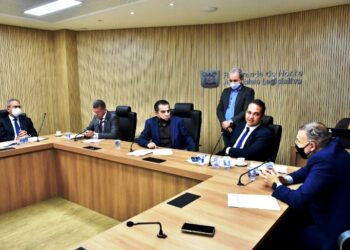 Comissão de Constituição e Justiça aprova projetos na área da educação