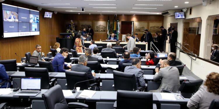 Após apreciação de 468 emendas, votação do Plano Diretor de Natal entra na reta final