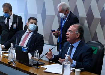 CCJ aprova PEC dos Precatórios, que segue para o Plenário