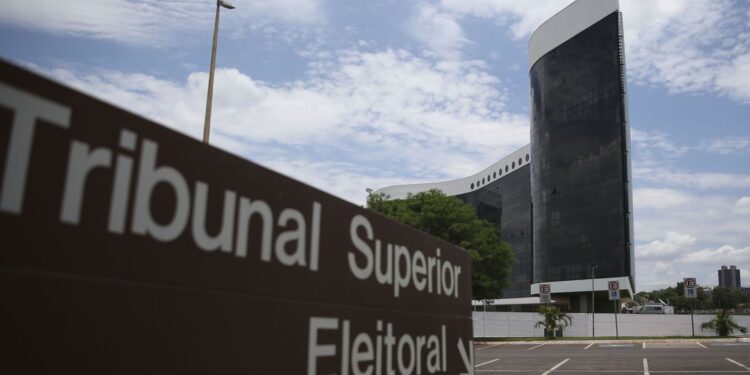 TSE libera Pix para arrecadação de recursos nas eleições