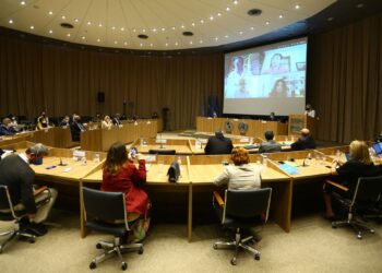 Consulta pública rejeita prescrição médica para vacinar crianças