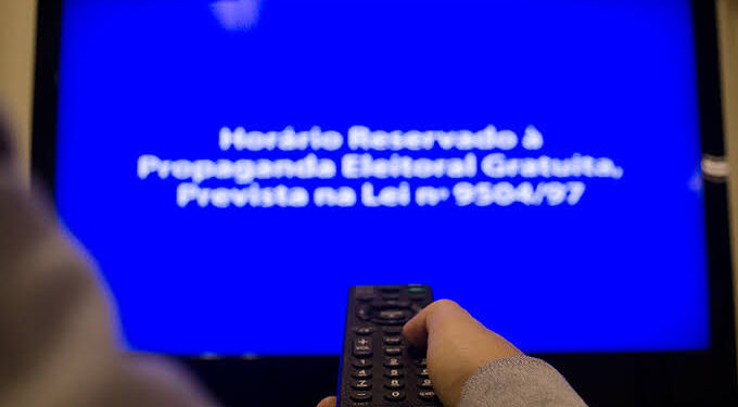 Lei que traz de volta a propaganda partidária tem novidades