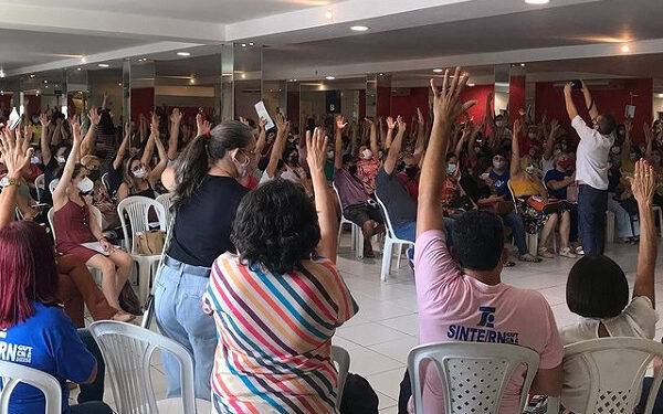 Professores da rede estadual rejeitam proposta do Governo para o Piso e decidem entrar em greve