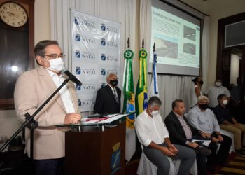 Prefeitura e MDR celebram convênio de R$ 97,2 milhões para mobilidade e drenagem em Natal