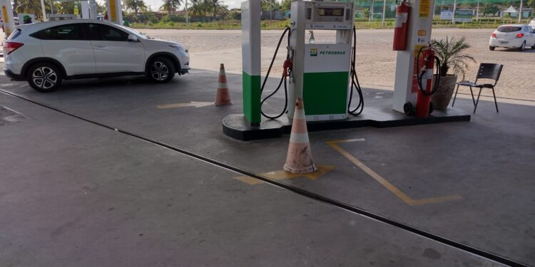 Procon Natal aponta redução no preço da gasolina