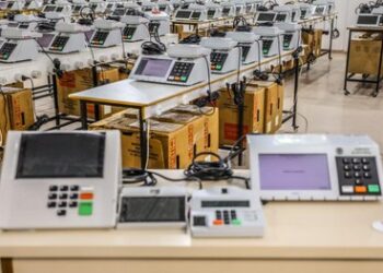 TRE-RN recebe 1.300 novas urnas eletrônicas para Eleições 2022