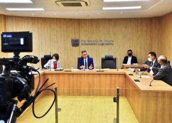 Leitura e votação de relatório da CPI da Arena das Dunas ficam para quinta-feira