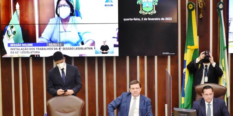 Legislativo do RN reinicia trabalhos com leitura da mensagem anual da governadora