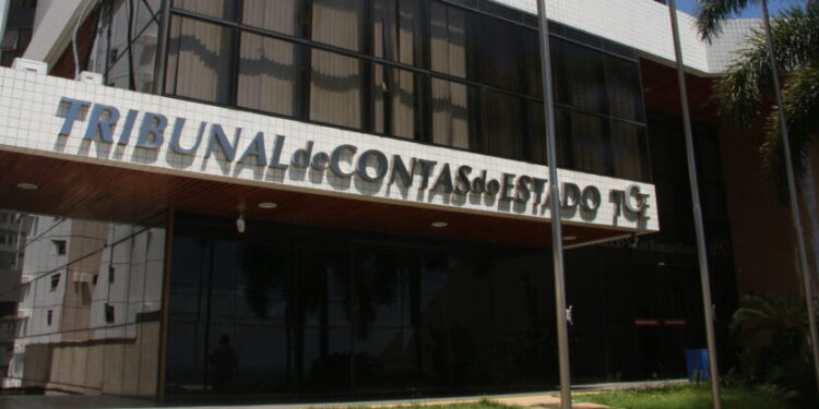 Contas do ano de 2018 do governo Robinson Faria são desaprovadas pelo TCE/RN