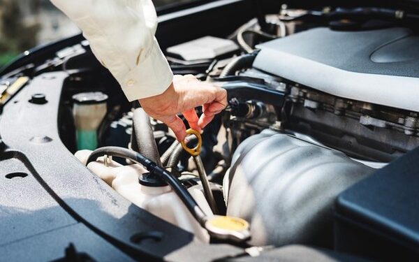 Cliente será indenizado por ter comprado veículo com problemas mecânicos