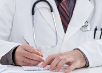 Médicos do Estado entram em greve